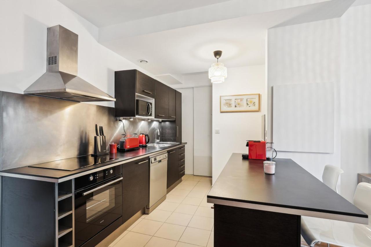 Le Montesquieu Apartment Versailles Exterior foto