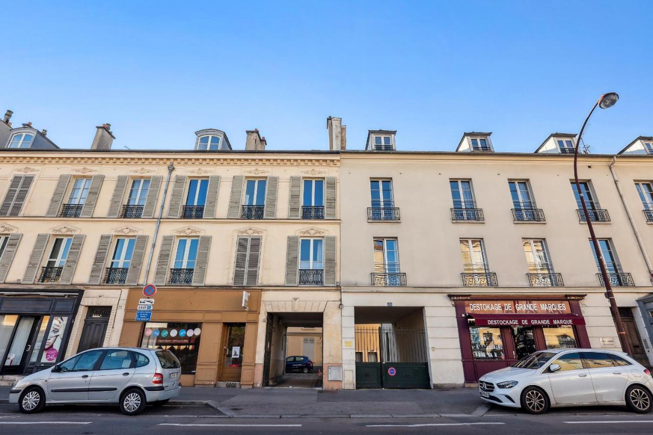 Le Montesquieu Apartment Versailles Exterior foto